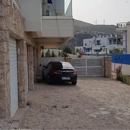 Vila Pandora Dhermi شقة *